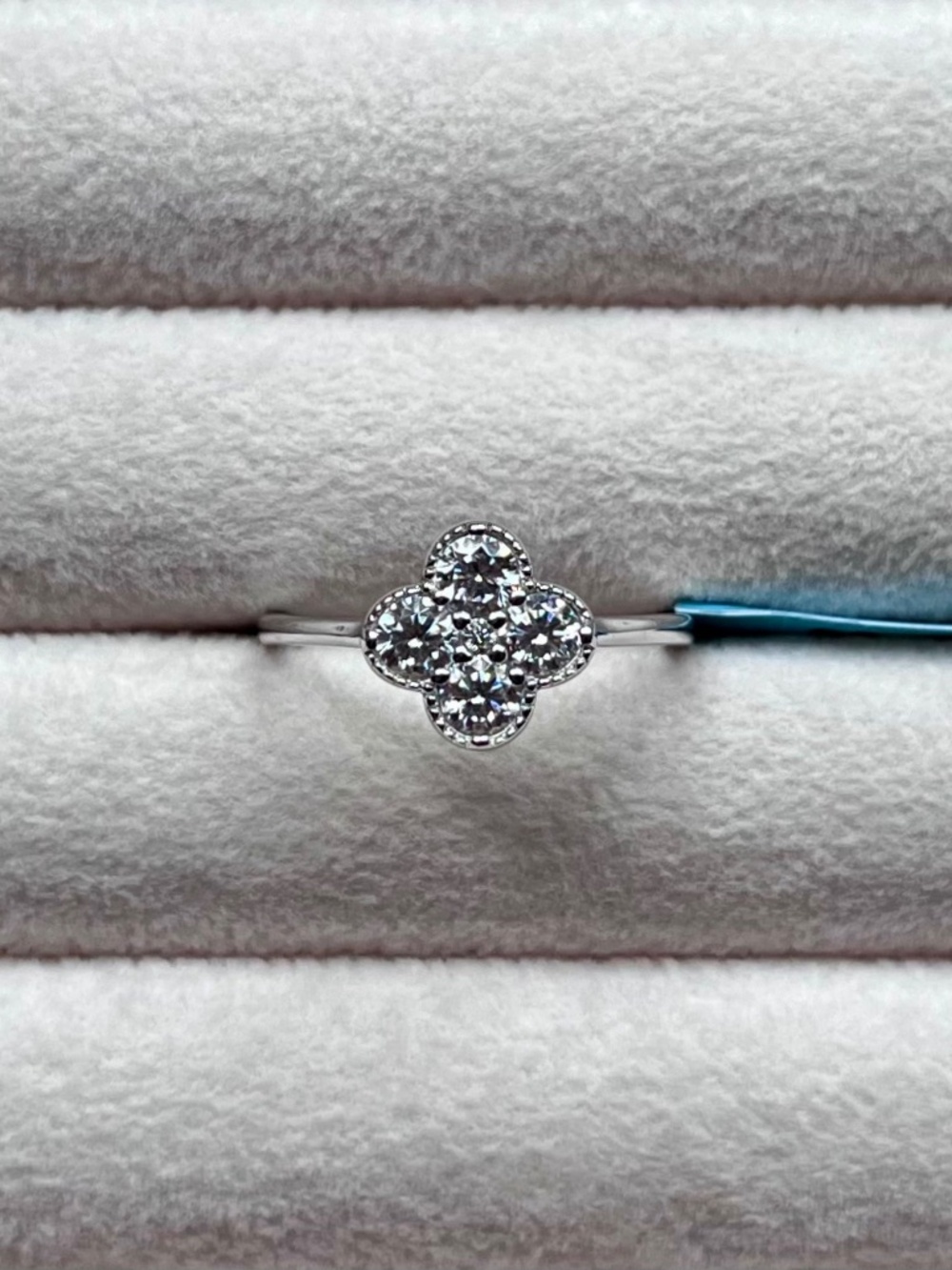 R358 | Moissanite Clover Ring